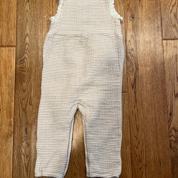 City Mouse: Crinkle Cotton Ruffle Button Long Romper, Sesame Stripe - Picture 2 of 5